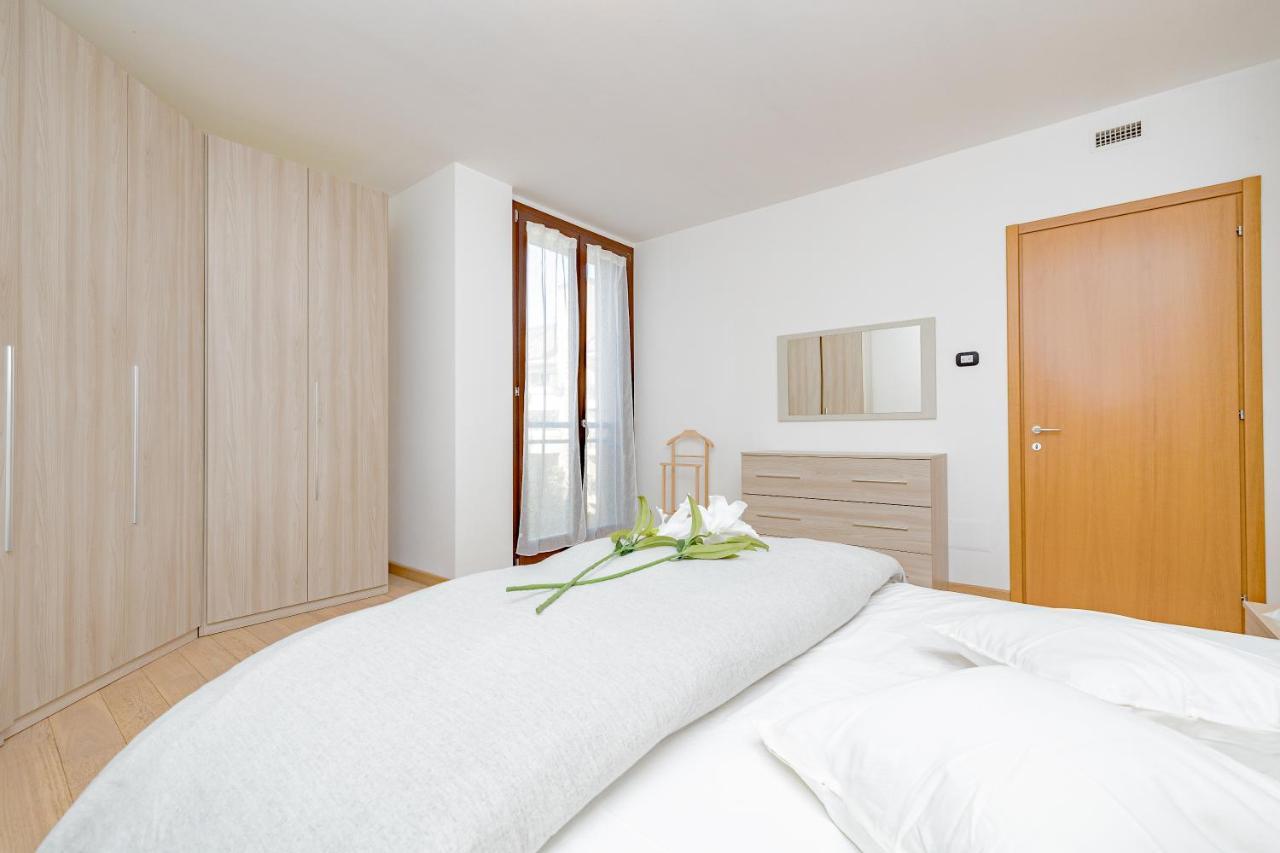Milan Forum Camelia Guesthouse Assago Ngoại thất bức ảnh